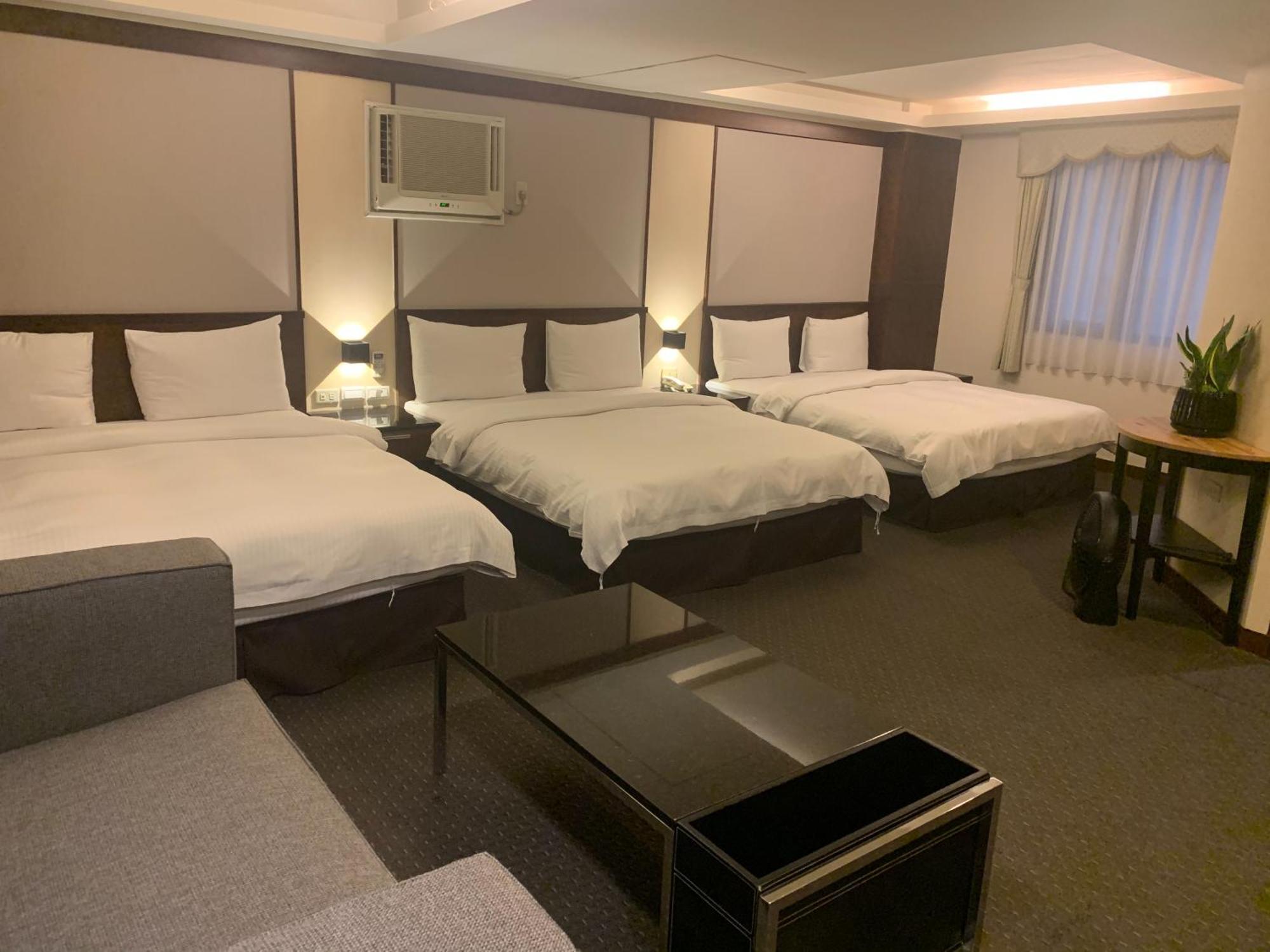 Sun Sweet Hotel Luodong Rom bilde