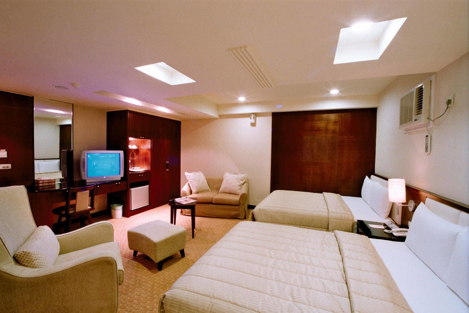 Sun Sweet Hotel Luodong Eksteriør bilde