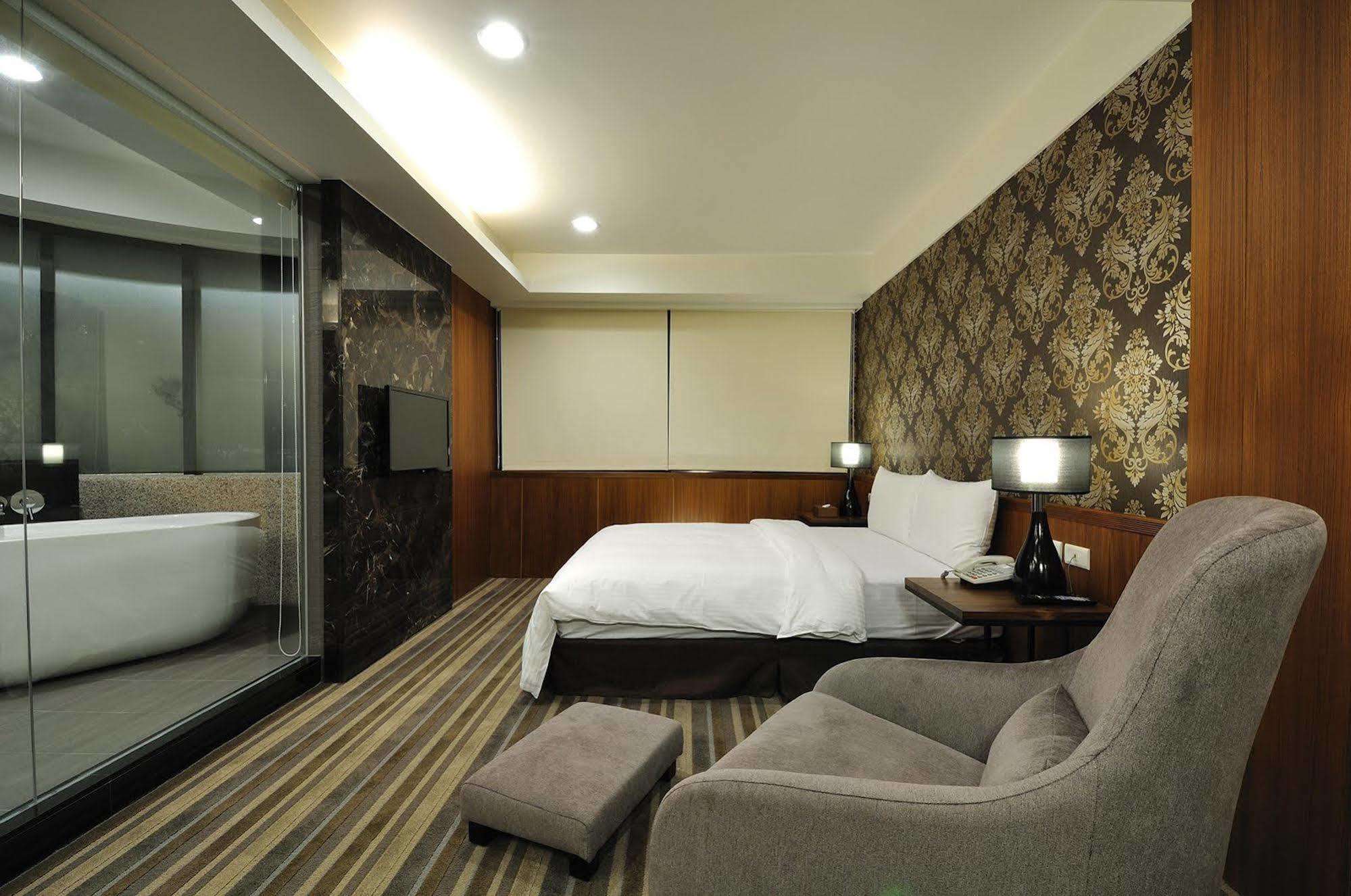 Sun Sweet Hotel Luodong Eksteriør bilde